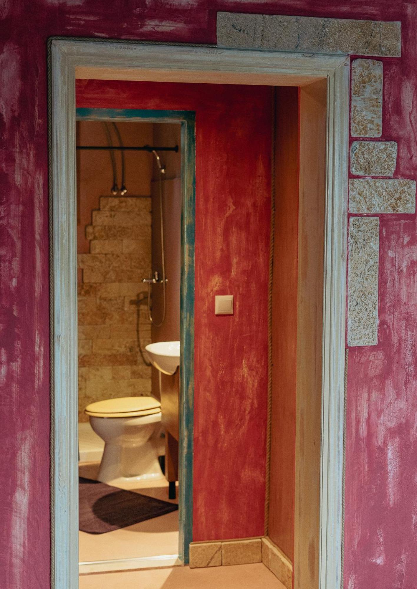 Antares Boutique Guesthouse Perama  Eksteriør bilde