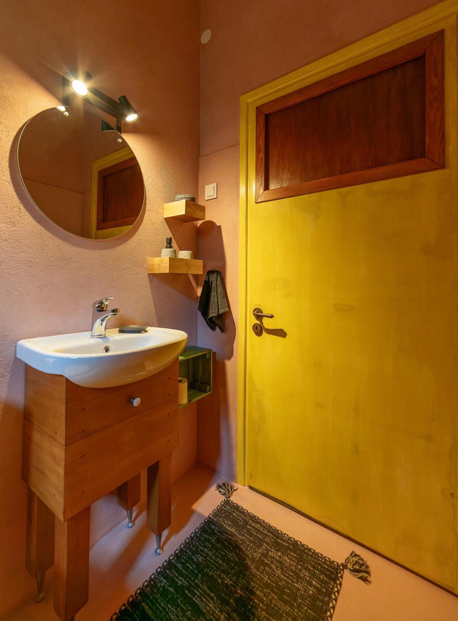 Antares Boutique Guesthouse Perama  Eksteriør bilde